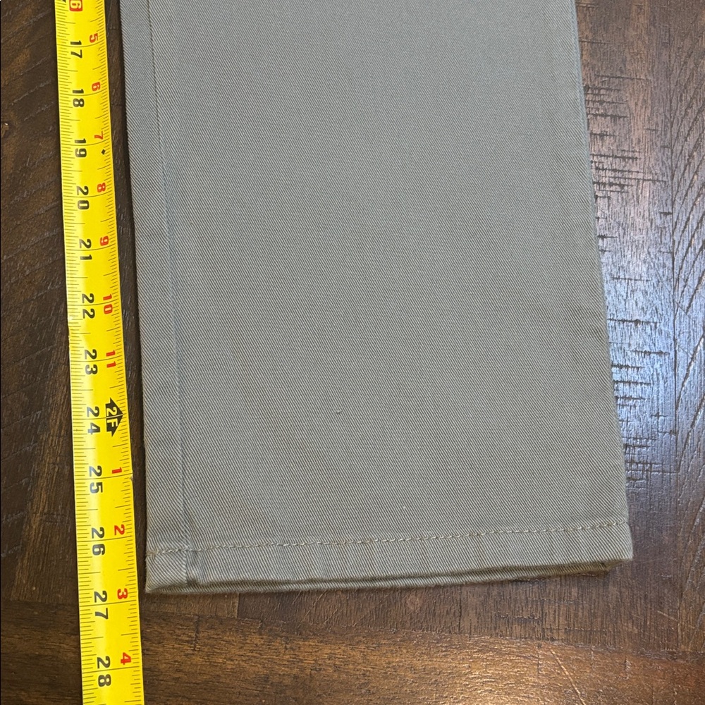 NWT  Gloria Vanderbilt Soft Green Amanda Jean Tapered Classic Mid Rise (16) - Picture 2 of 7